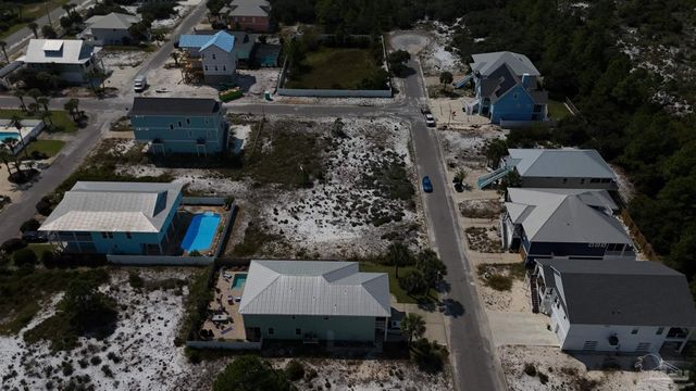 921 Nautilus Ct, Perdido Key, FL 32507