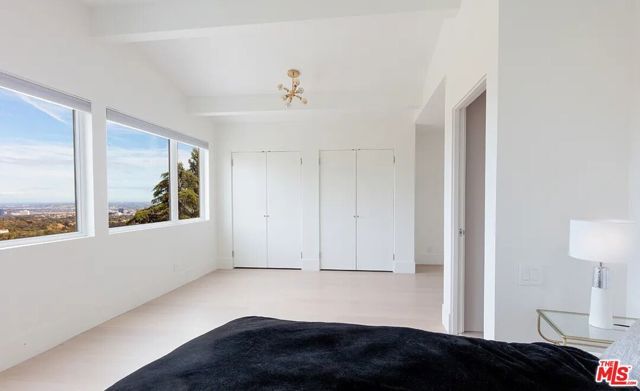 2528 Westridge Road, Los Angeles, CA 90049