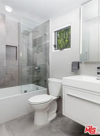 2528 Westridge Road, Los Angeles, CA 90049