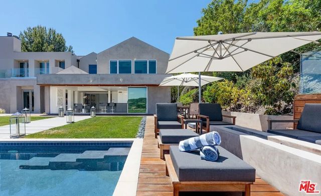 2528 Westridge Road, Los Angeles, CA 90049