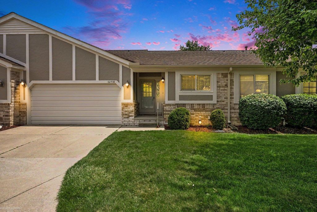 42278 Hidden Brook Drive, Clinton Township, MI 48038