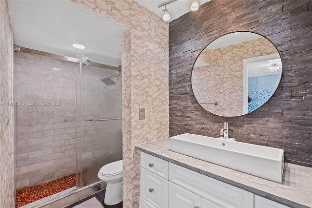 3665 NE 167th St 409, North Miami Beach, FL 33160