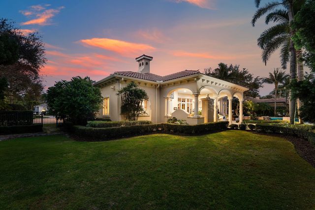 11730 Valeros Court, Palm Beach Gardens, FL 33418