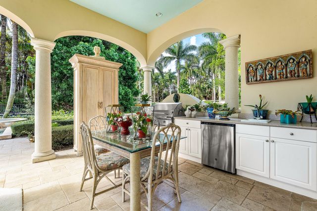 11730 Valeros Court, Palm Beach Gardens, FL 33418