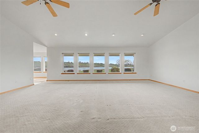 3103 NE Meadowlark Lane, Moses Lake, WA 98837