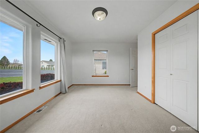 3103 NE Meadowlark Lane, Moses Lake, WA 98837