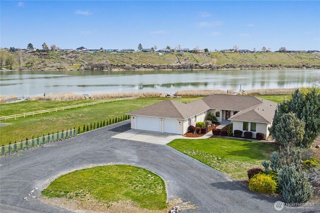 3103 NE Meadowlark Lane, Moses Lake, WA 98837