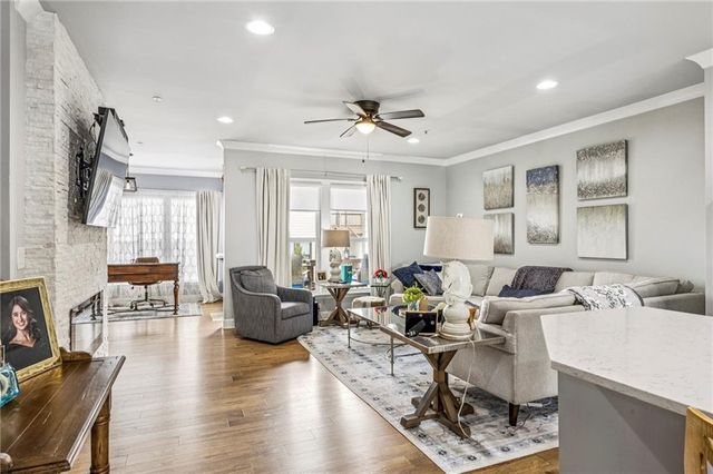 2158 Hinton SE Drive, Smyrna, GA 30080