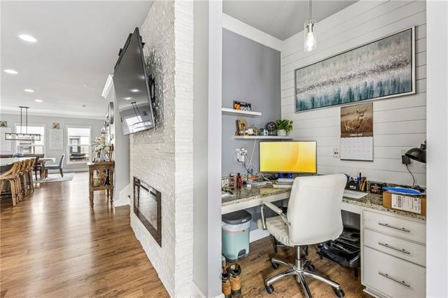 2158 Hinton SE Drive, Smyrna, GA 30080