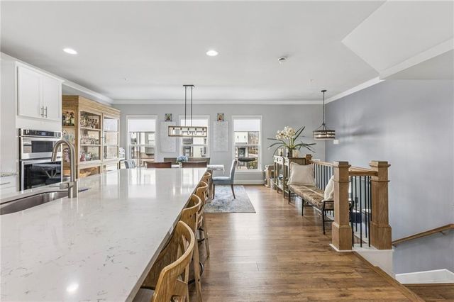 2158 Hinton SE Drive, Smyrna, GA 30080