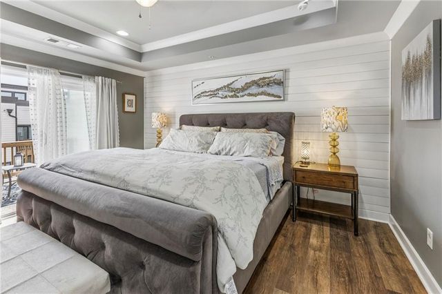 2158 Hinton SE Drive, Smyrna, GA 30080