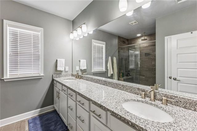 2158 Hinton SE Drive, Smyrna, GA 30080