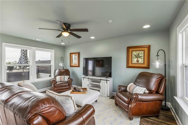 2158 Hinton SE Drive, Smyrna, GA 30080