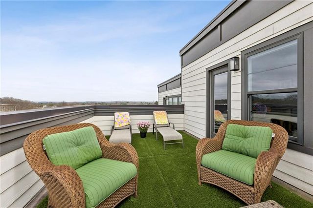 2158 Hinton SE Drive, Smyrna, GA 30080