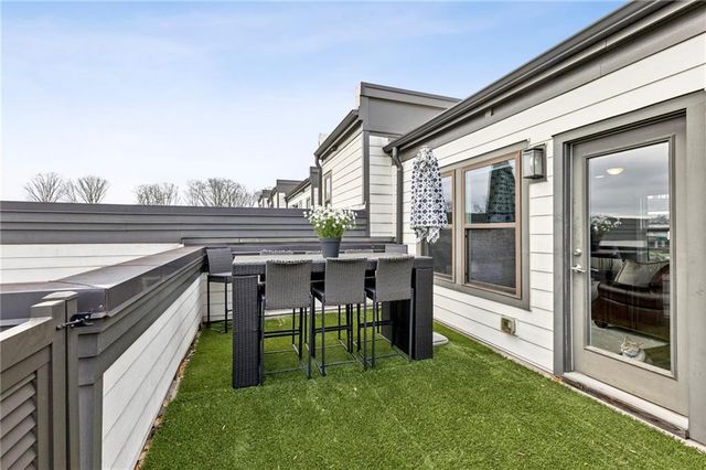 2158 Hinton SE Drive, Smyrna, GA 30080