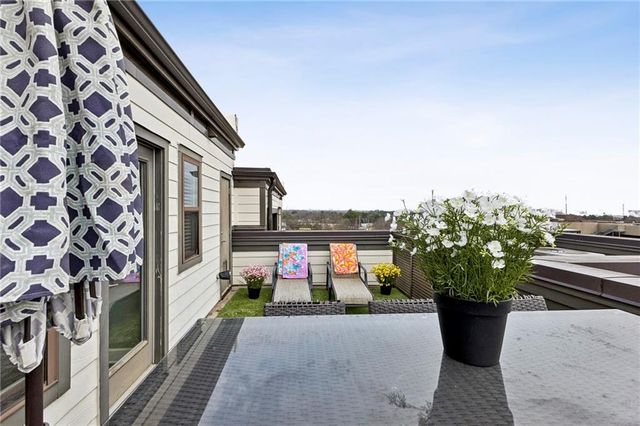 2158 Hinton SE Drive, Smyrna, GA 30080