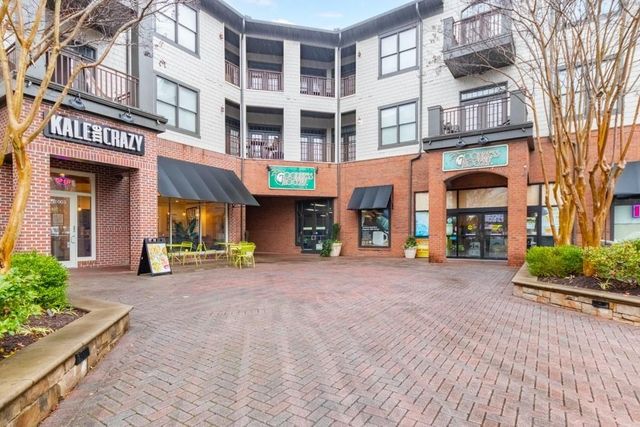 2158 Hinton SE Drive, Smyrna, GA 30080