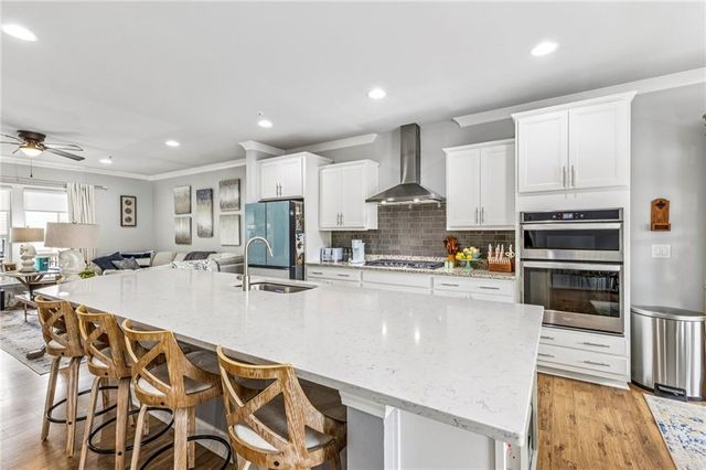 2158 Hinton SE Drive, Smyrna, GA 30080