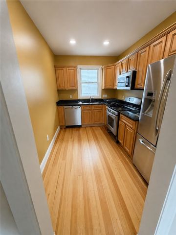 33 Messina Street, Providence, RI 02908