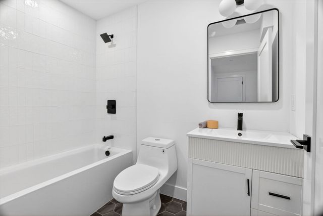 22 Spring Hill Terrace 22, Somerville, MA 02143