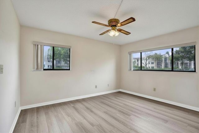 9758 N Belfort Circle 110, Tamarac, FL 33321