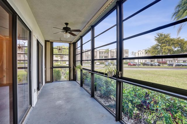9758 N Belfort Circle 110, Tamarac, FL 33321