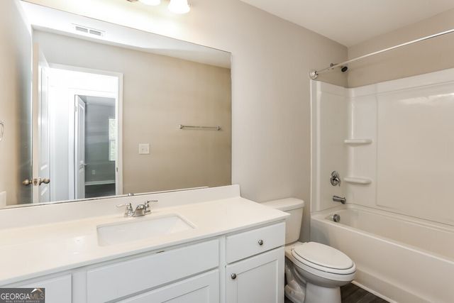 4064 Kendrick Circle, Loganville, GA 30052