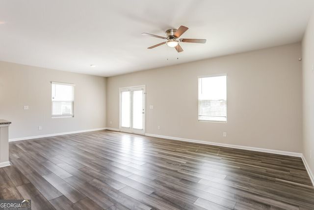 4064 Kendrick Circle, Loganville, GA 30052