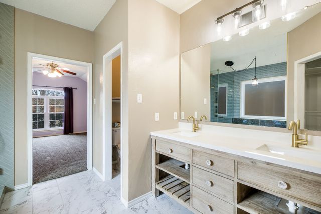 10881 Castle Drive, Frisco, TX 75035