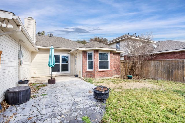 10881 Castle Drive, Frisco, TX 75035