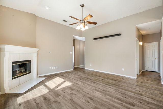 10881 Castle Drive, Frisco, TX 75035