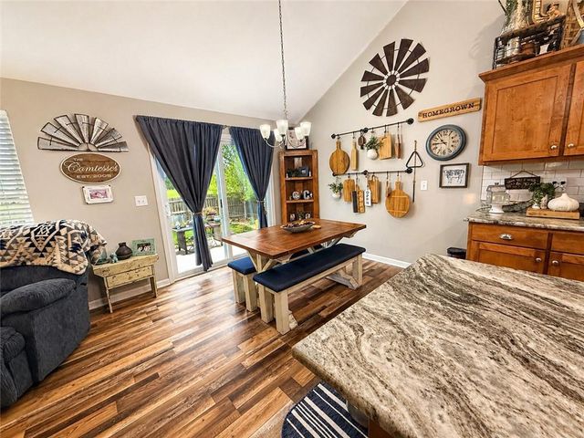 21650 W Wilson Street, Spring Hill, KS 66083