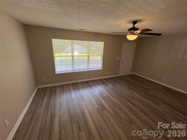 3103 Summercroft Lane, Charlotte, NC 28269