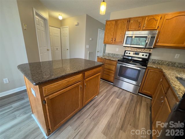 3103 Summercroft Lane, Charlotte, NC 28269