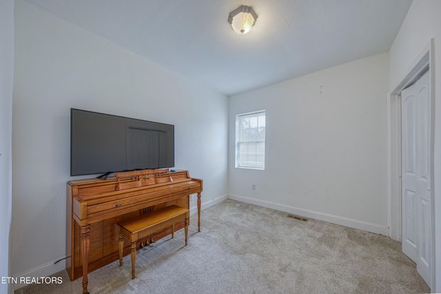 416 Mill St, Madisonville, TN 37354