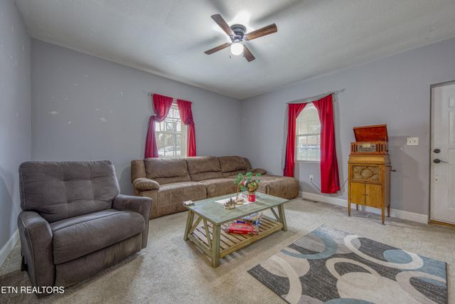 416 Mill St, Madisonville, TN 37354