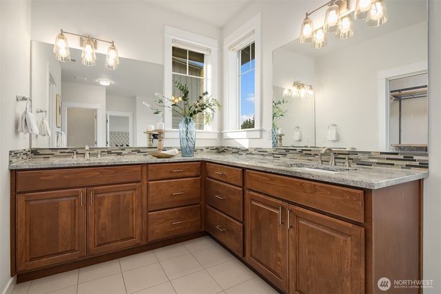 9813 NE 145th Street, Bothell, WA 98011