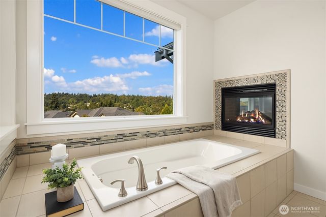 9813 NE 145th Street, Bothell, WA 98011