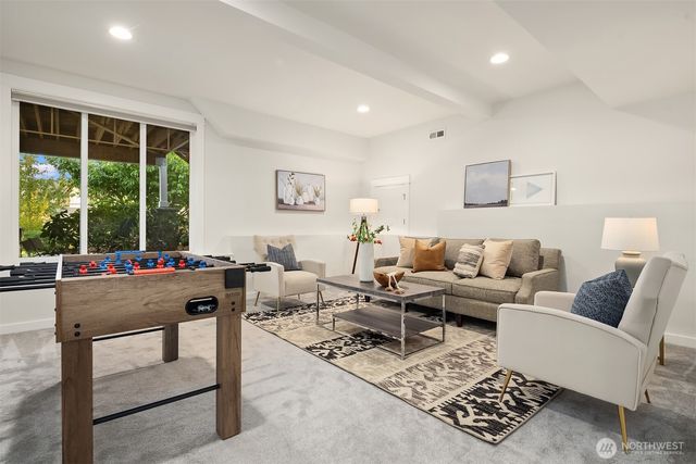 9813 NE 145th Street, Bothell, WA 98011