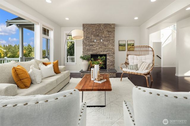 9813 NE 145th Street, Bothell, WA 98011