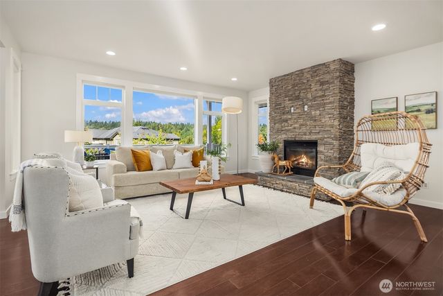 9813 NE 145th Street, Bothell, WA 98011