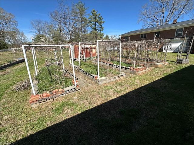 281 Spencer Meadow Road, Asheboro, NC 27205