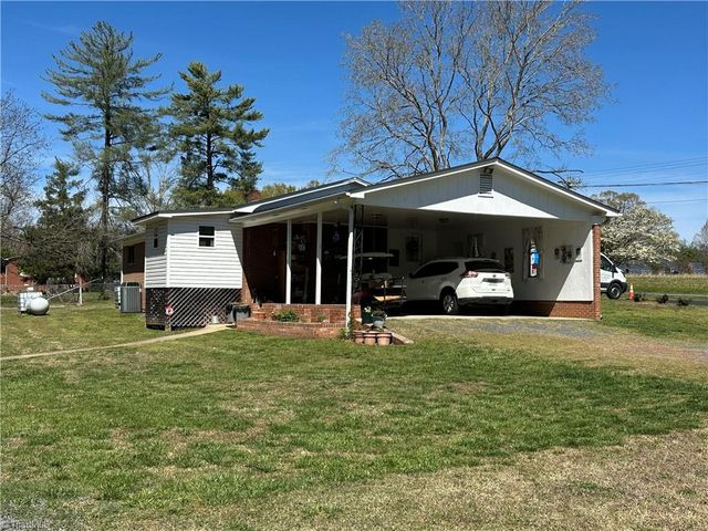281 Spencer Meadow Road, Asheboro, NC 27205