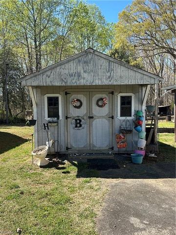 281 Spencer Meadow Road, Asheboro, NC 27205