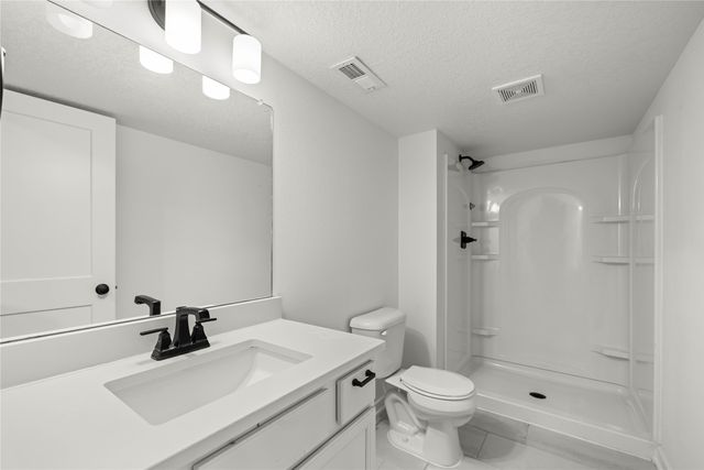 3641 NW 166th Street, Clive, IA 50325