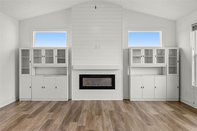 3641 NW 166th Street, Clive, IA 50325