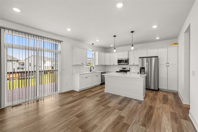 3641 NW 166th Street, Clive, IA 50325