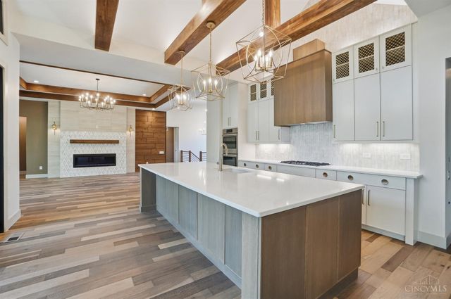 18 Chimney Ridge Drive, Loveland, OH 45140