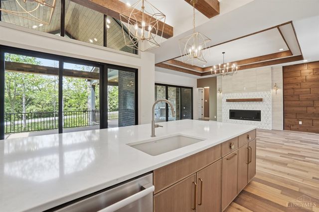 18 Chimney Ridge Drive, Loveland, OH 45140
