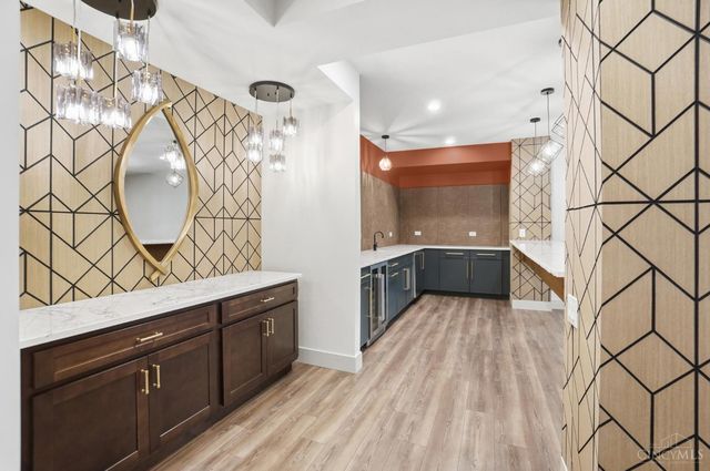 18 Chimney Ridge Drive, Loveland, OH 45140